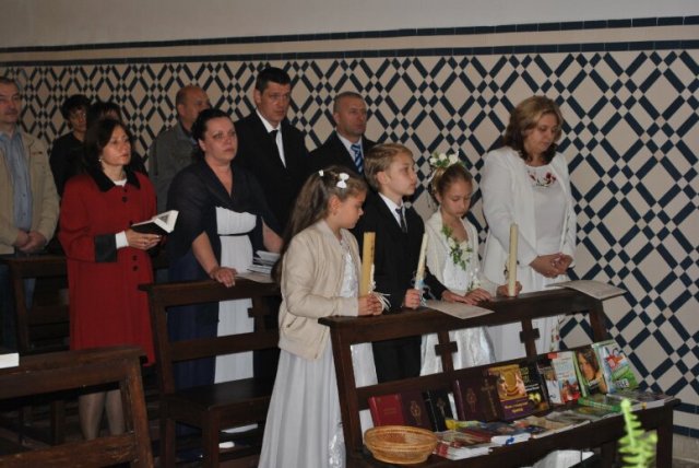Перша Свята Сповідь та Урочисте Святе Причастя, м. Аленкир